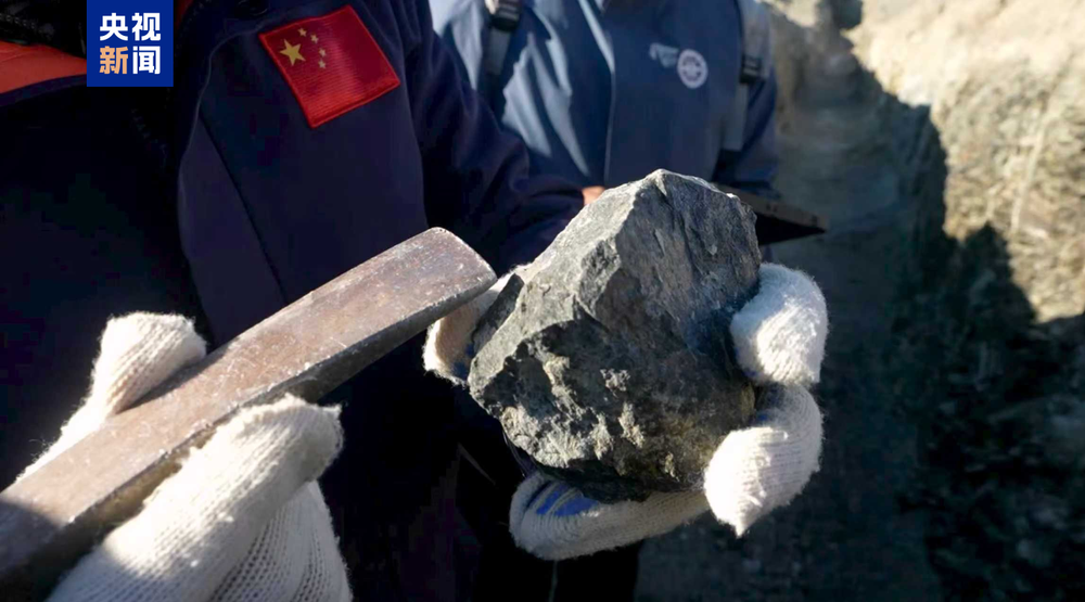 找矿新发现!我国铬铁矿与非常规油气勘查双获突破(2) 找矿新发现!我国铬铁矿与非常规油气勘查双获突破(2)