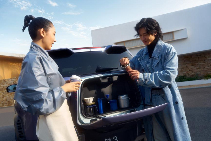 最值得买的A级纯电精品车 方程豹钛3闪充版上市15万起(5)